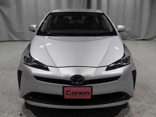 2021 Toyota Prius LE