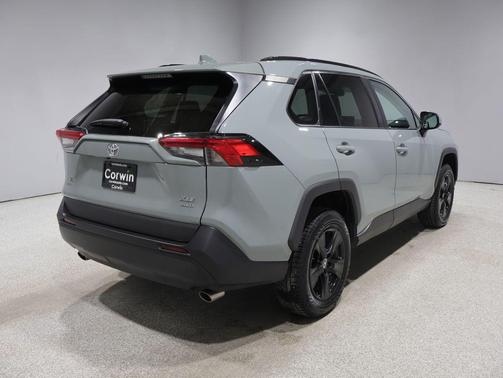 Lunar Rock 2021 Toyota RAV4 XLE