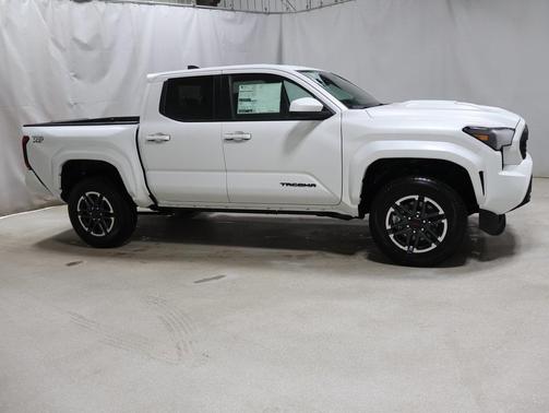 2025 Toyota Tacoma TRD Off-Road