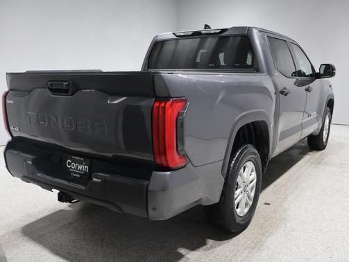 2022 Toyota Tundra SR5