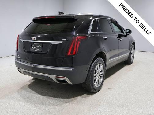 Stellar Black Metallic 2022 Cadillac XT5 Premium Luxury