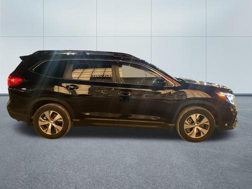 2024 Subaru Ascent Premium 8-Passenger