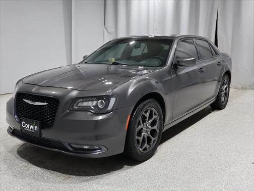 2018 Chrysler 300 S