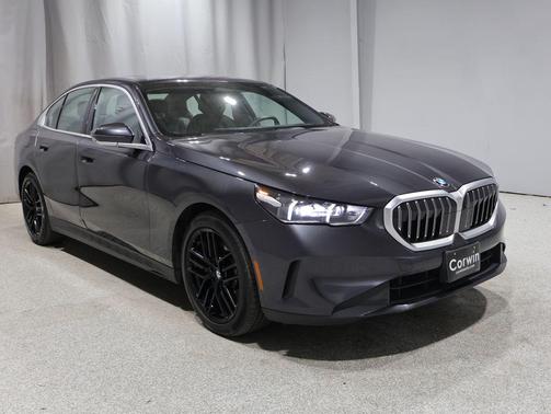 Dark Graphite Metallic 2024 BMW 530 xDrive