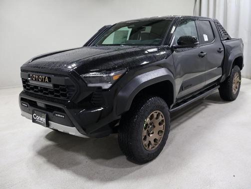 2025 Toyota Tacoma Hybrid Trailhunter