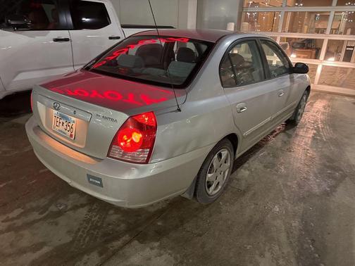 2004 Hyundai ELANTRA GT