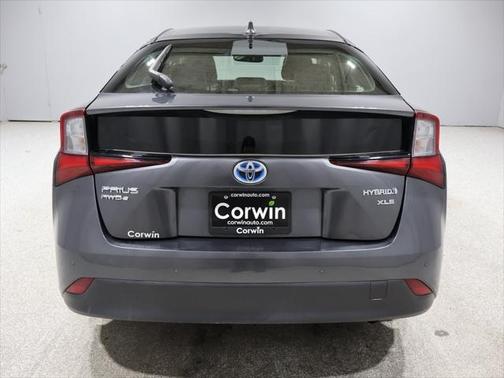 2021 Toyota Prius XLE