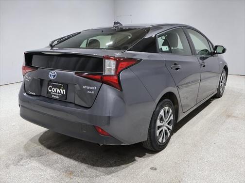 2021 Toyota Prius XLE
