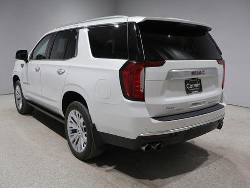 White Frost Tricoat 2021 GMC Yukon Denali