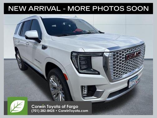 White Frost Tricoat 2021 GMC Yukon Denali