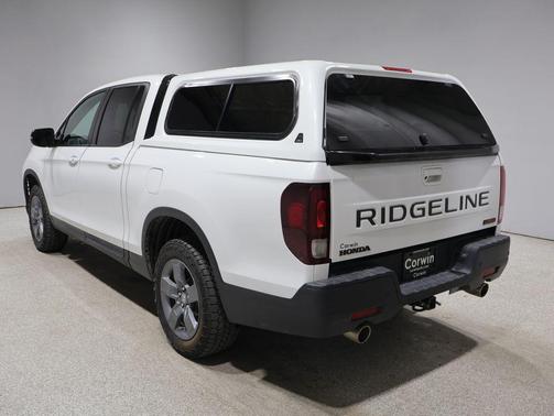 Platinum White Pearl 2025 Honda Ridgeline TrailSport
