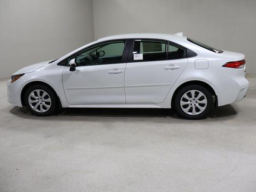 Wind Chill Pearl 2024 Toyota Corolla LE