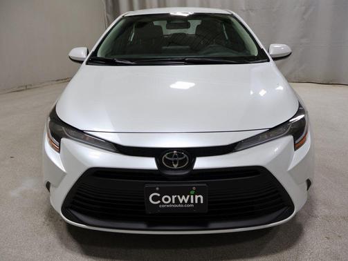 Wind Chill Pearl 2024 Toyota Corolla LE