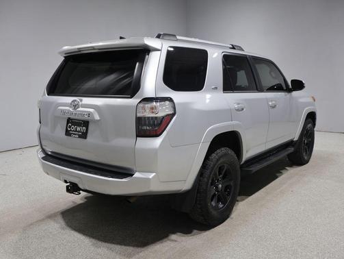 Classic Silver Metallic 2020 Toyota 4Runner SR5 Premium