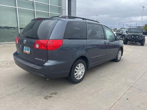 2008 Toyota Sienna LE
