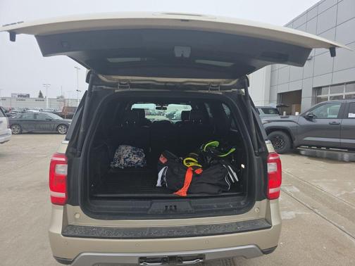 2018 Ford Expedition Max XLT