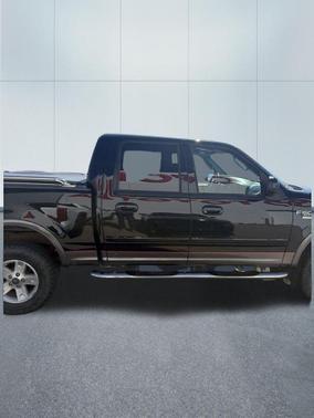 Black Clearcoat 2003 Ford F-150 XLT SuperCrew
