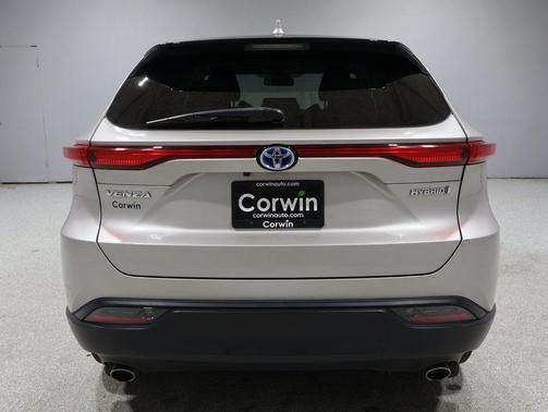 2021 Toyota Venza LE