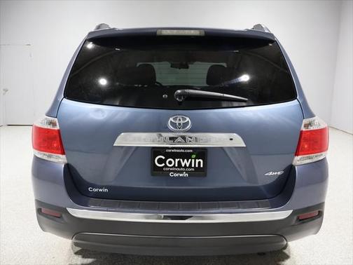2013 Toyota Highlander SE