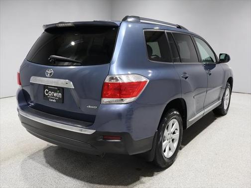 2013 Toyota Highlander SE