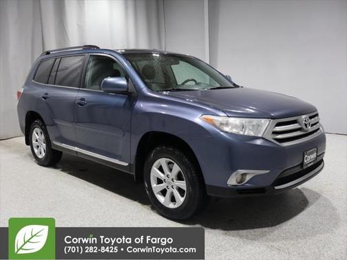 2013 Toyota Highlander SE