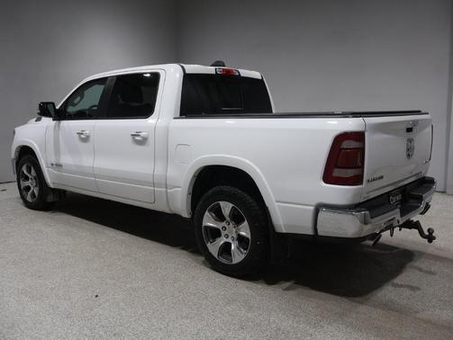 Bright White Clearcoat 2022 RAM 1500 Laramie