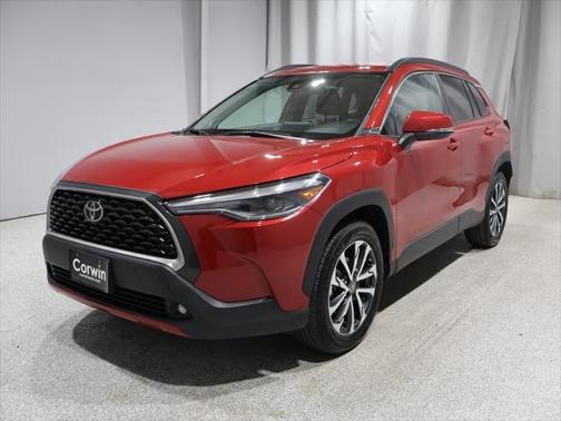 2022 Toyota Corolla Cross XLE