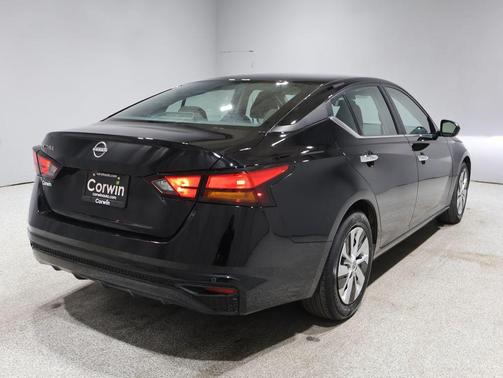 2024 Nissan Altima S FWD