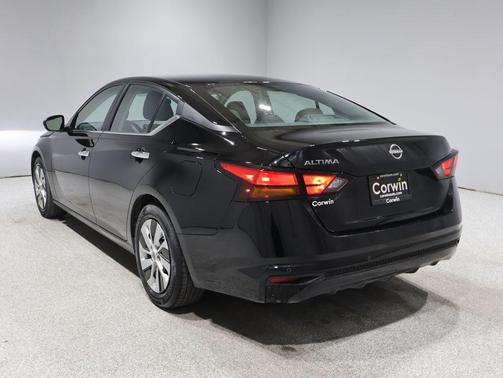 2024 Nissan Altima S FWD