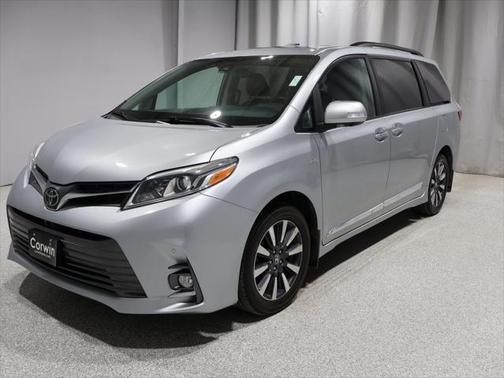 2019 Toyota Sienna Limited Premium
