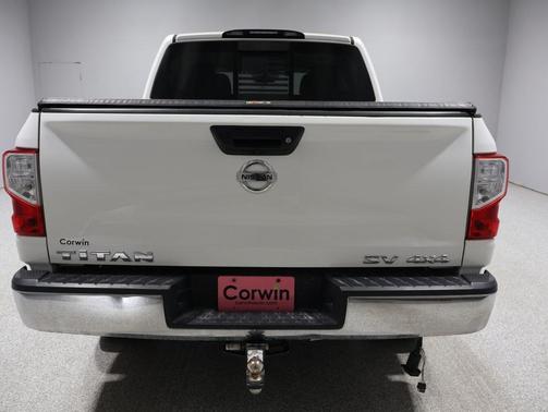 2018 Nissan Titan SV