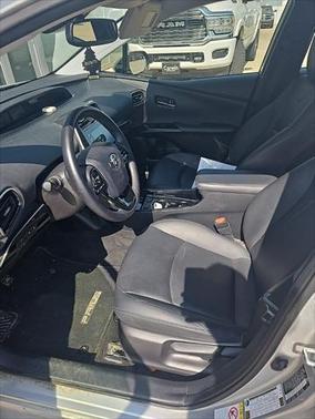 2022 Toyota Prius XLE