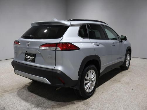 2023 Toyota Corolla Cross LE