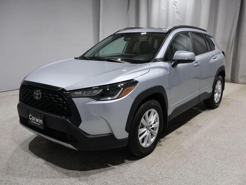 2023 Toyota Corolla Cross LE