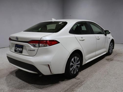 2020 Toyota Corolla Hybrid LE