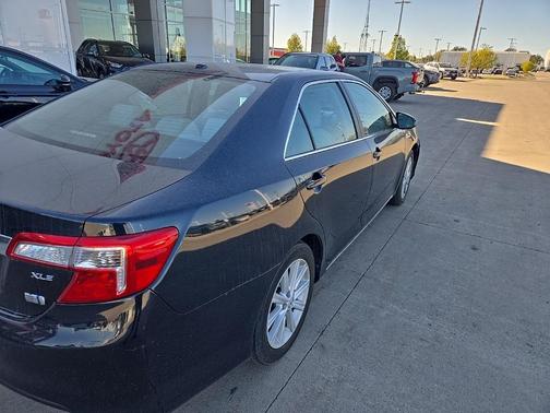 2014 Toyota Camry Hybrid XLE