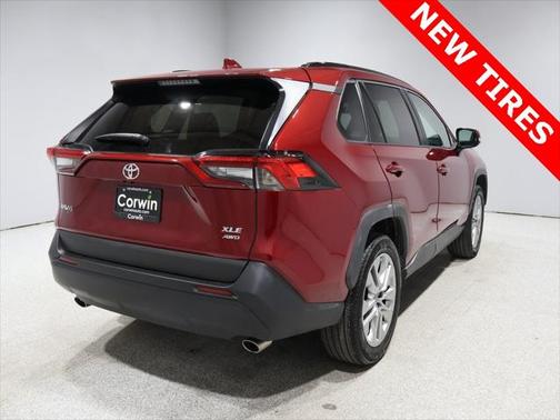 2022 Toyota RAV4 XLE Premium