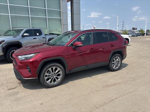 2022 Toyota RAV4 XLE Premium