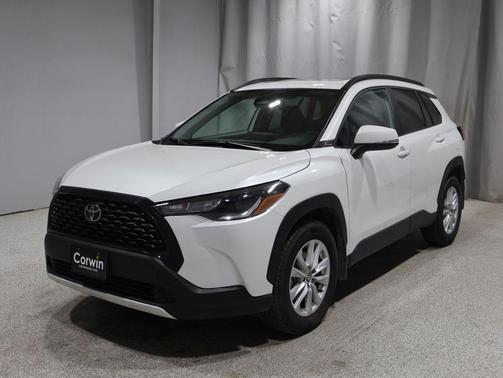 2024 Toyota Corolla Cross LE