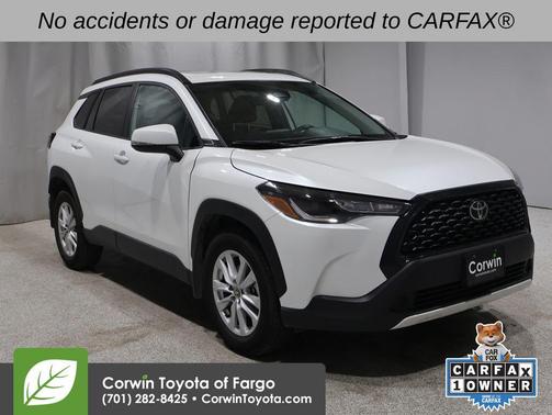 2024 Toyota Corolla Cross LE