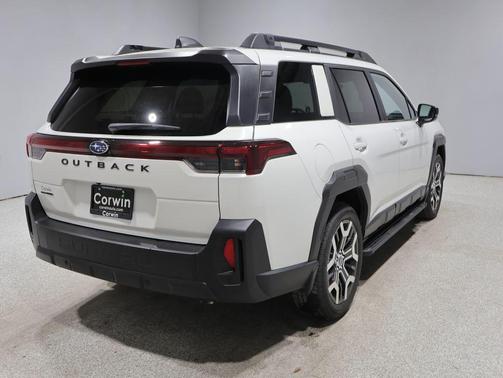 Crystal White Pearl 2026 Subaru Outback Touring XT