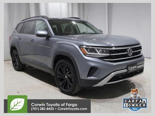 Platinum Gray Metallic 2023 Volkswagen Atlas 3.6L SE w/Technology
