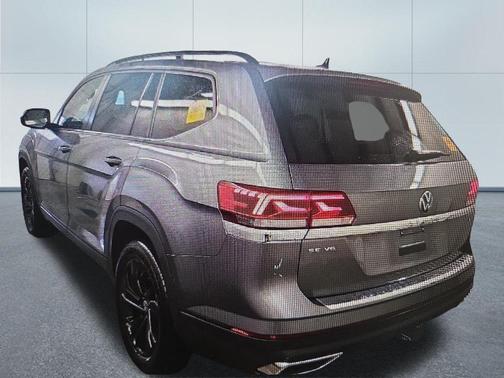 Platinum Gray Metallic 2023 Volkswagen Atlas 3.6L SE w/Technology
