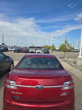 2015 Ford Taurus SEL