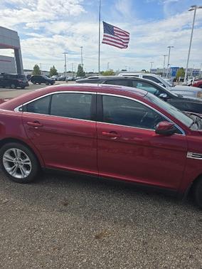 2015 Ford Taurus SEL