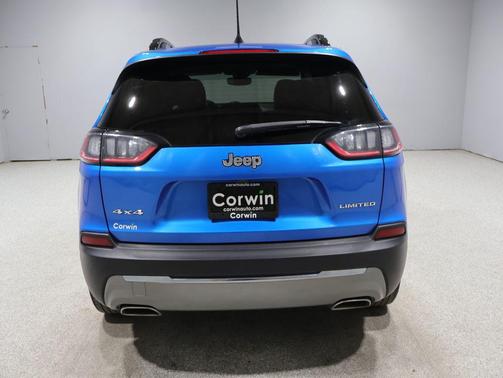 Hydro Blue Pearlcoat 2022 Jeep Cherokee Limited