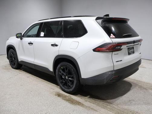 2026 Toyota Highlander Hybrid Base