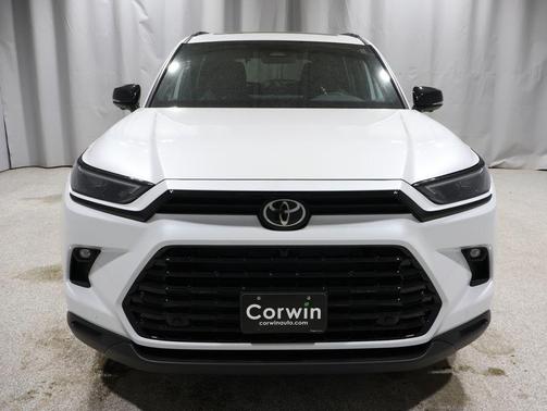 2026 Toyota Highlander Hybrid Base