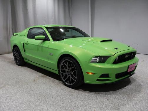 2014 Ford Mustang GT Premium