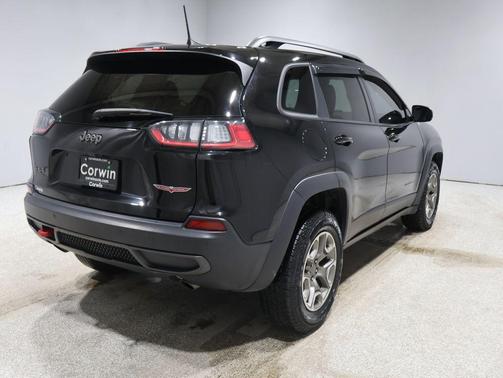 2020 Jeep Cherokee Trailhawk